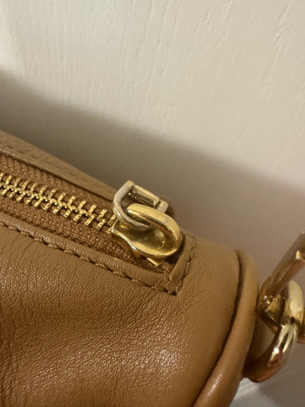 Rebecca Minkoff Tan Leather Crossbody with Chain Strap - Picture 12 of 16